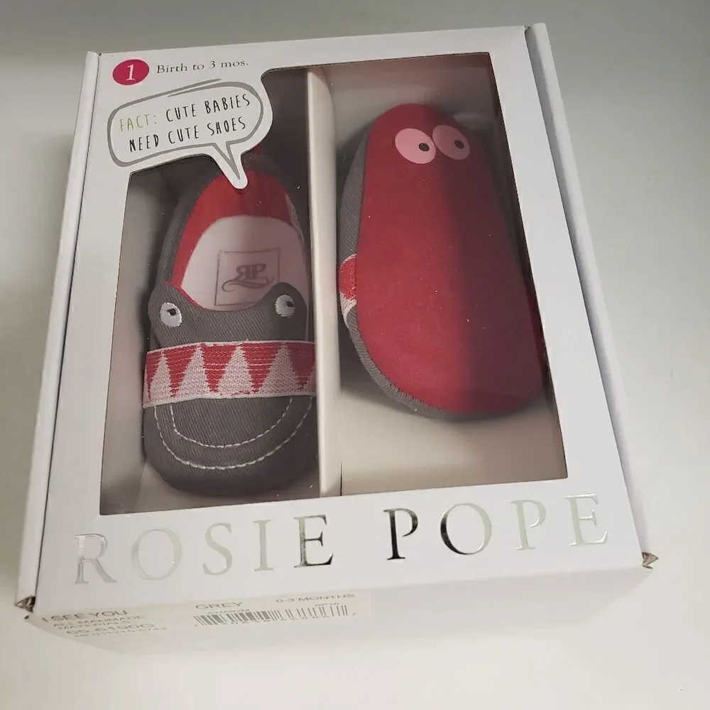 Rosie Pope I See You crib shoes 0-3 month